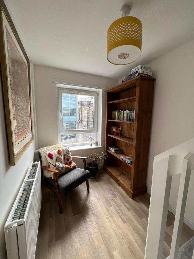 Holyrood Duplex 3- Bedrooms Apartment Edinburgh Bagian luar foto